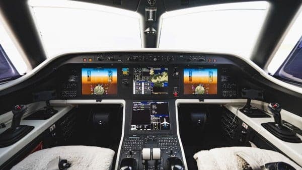 Embraer Legacy 500, representative photography