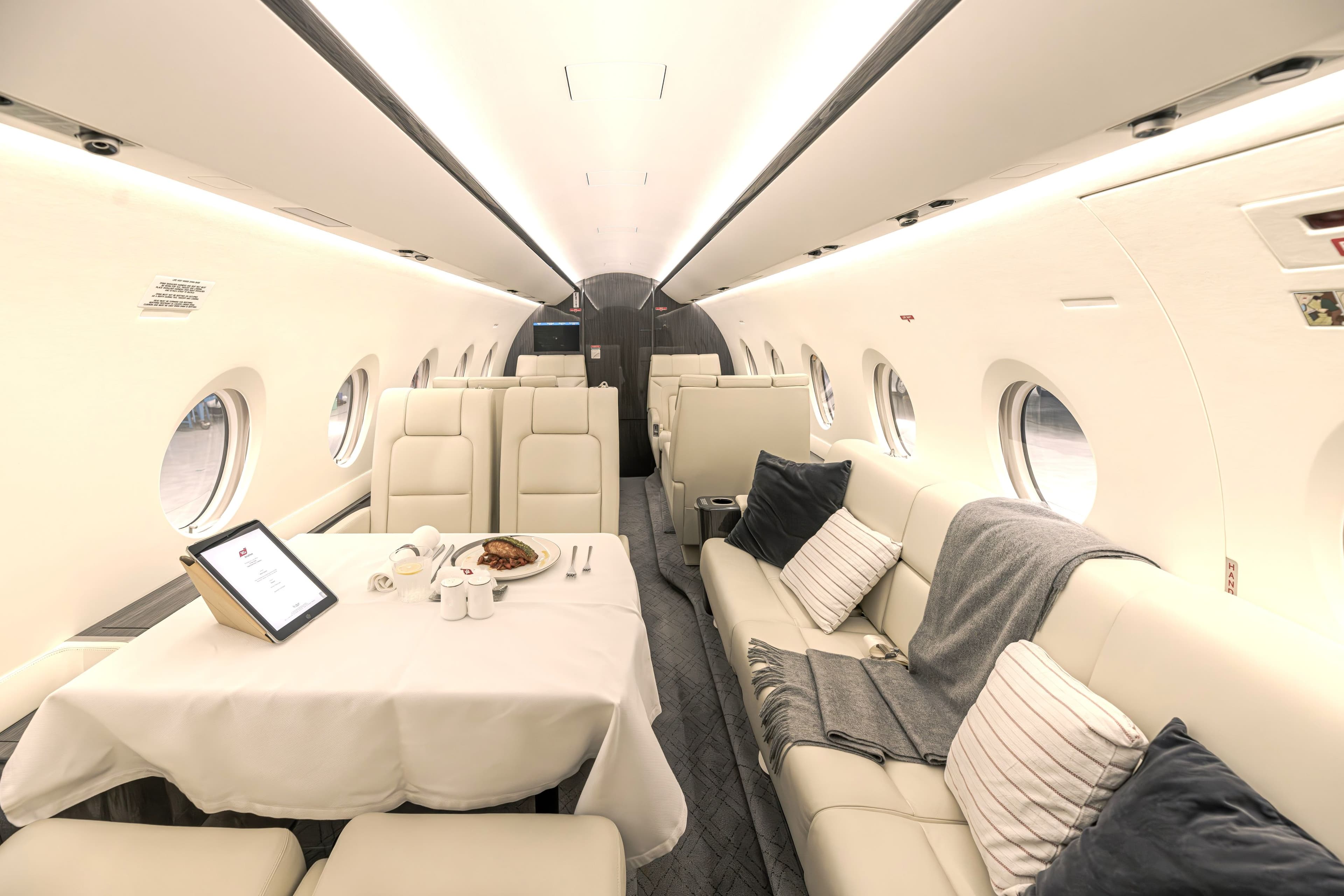 Cabin interior of a Gulfstream G280