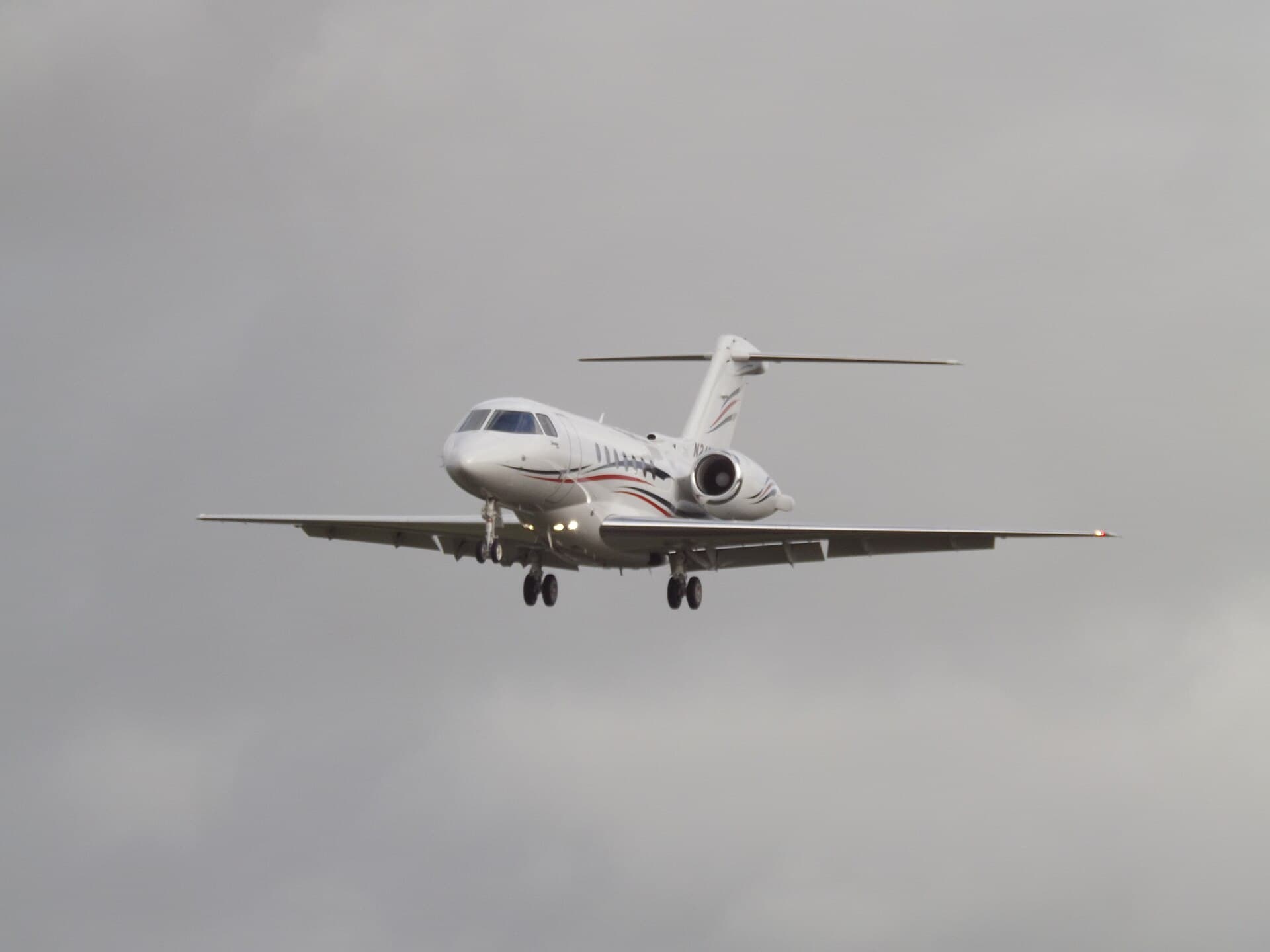 Hawker 4000 (Horizon), representative photography