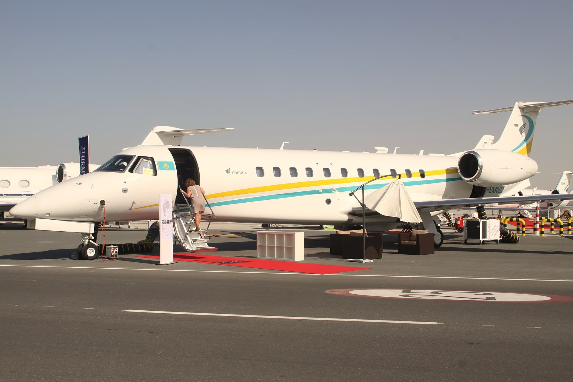 Embraer Legacy 650, representative photography